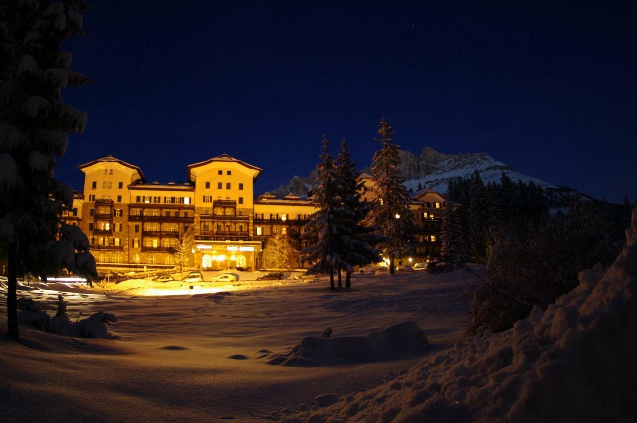 Residence Grand Hotel Carezza Nova Levante Bagian luar foto